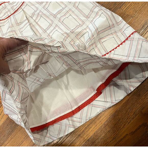 Anthropologie Floreat Dress 2 Embroidered Sleeveless Ivory Red VTG Look! - Picture 2 of 6